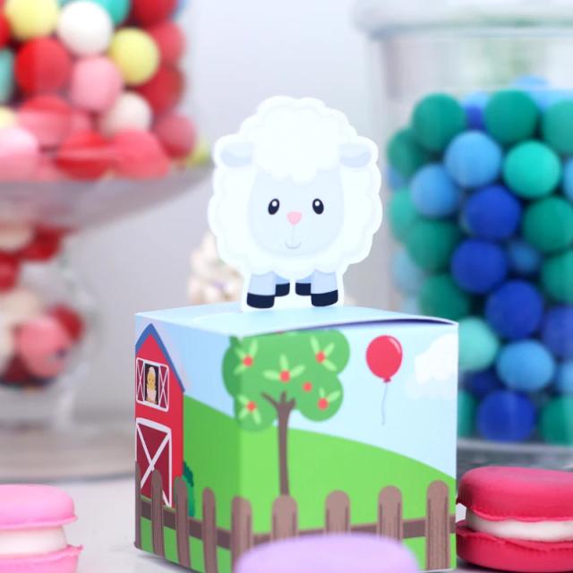 Caixas de Presente Temáticas de Animais de Fazenda com Sacos de Doces e Lembrancinhas Personalizadas para Festa de Crianças - Conjunto com 5 Peças