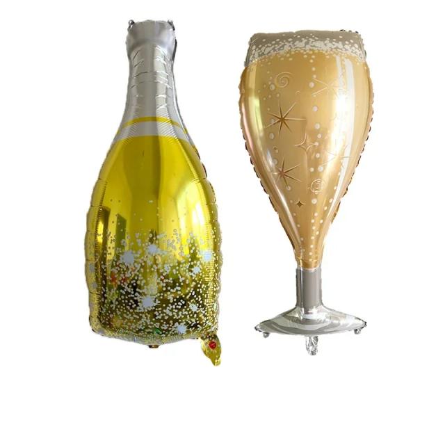 Balões Grandes para Adultos: Decoração Elegante para Festas de Aniversário e Clicks Incríveis com Uísque, Cerveja e Champanhe em Estilo de Ano Novo