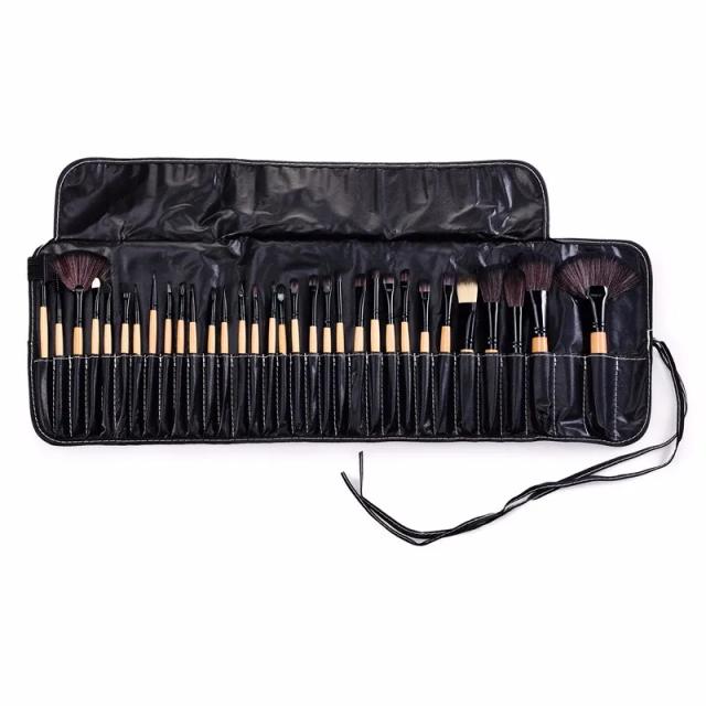 Conjunto Profissional de 32 Pincéis de Maquiagem com Bolsa de Couro Preto