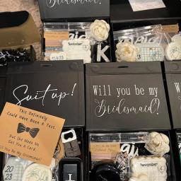 Caixa de presente personalizada com fita, nome personalizado e papel Keepsake Box, luxo, festa nupcial, dama de honra, proposta, branco, preto, rosa - Image 4