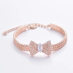 Ajustável Pet Colar com Diamante Zircão Osso Pingente, Luxo Metal Cobre Filhote de Cachorro Coleiras, Cão Suprimentos, Coleira Jóias, Gato - Image 1