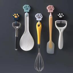 5pcs Cartoon cat garra gancho com forte adesivo pendurado, gancho de cozinha sem perfuração, gancho de porta, gancho de roupas - Image 2