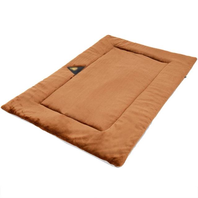 Cama de flanela aquecida para animais de estimação, ideal para cães e gatos idosos, com almofadas impermeáveis e conforto térmico.