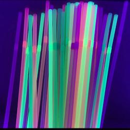 Fluorescente flexível canudos, Fontes do partido de néon, brilho no escuro, aniversário, casamento, doces cor, 100pcs, conjunto - Image 1