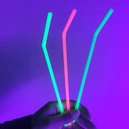 Canudos bebendo plásticos coloridos néon de 100 pces brilham em canudos bendy amigáveis descartáveis flexíveis uv do brilho fontes da festa de aniversário - Image 1